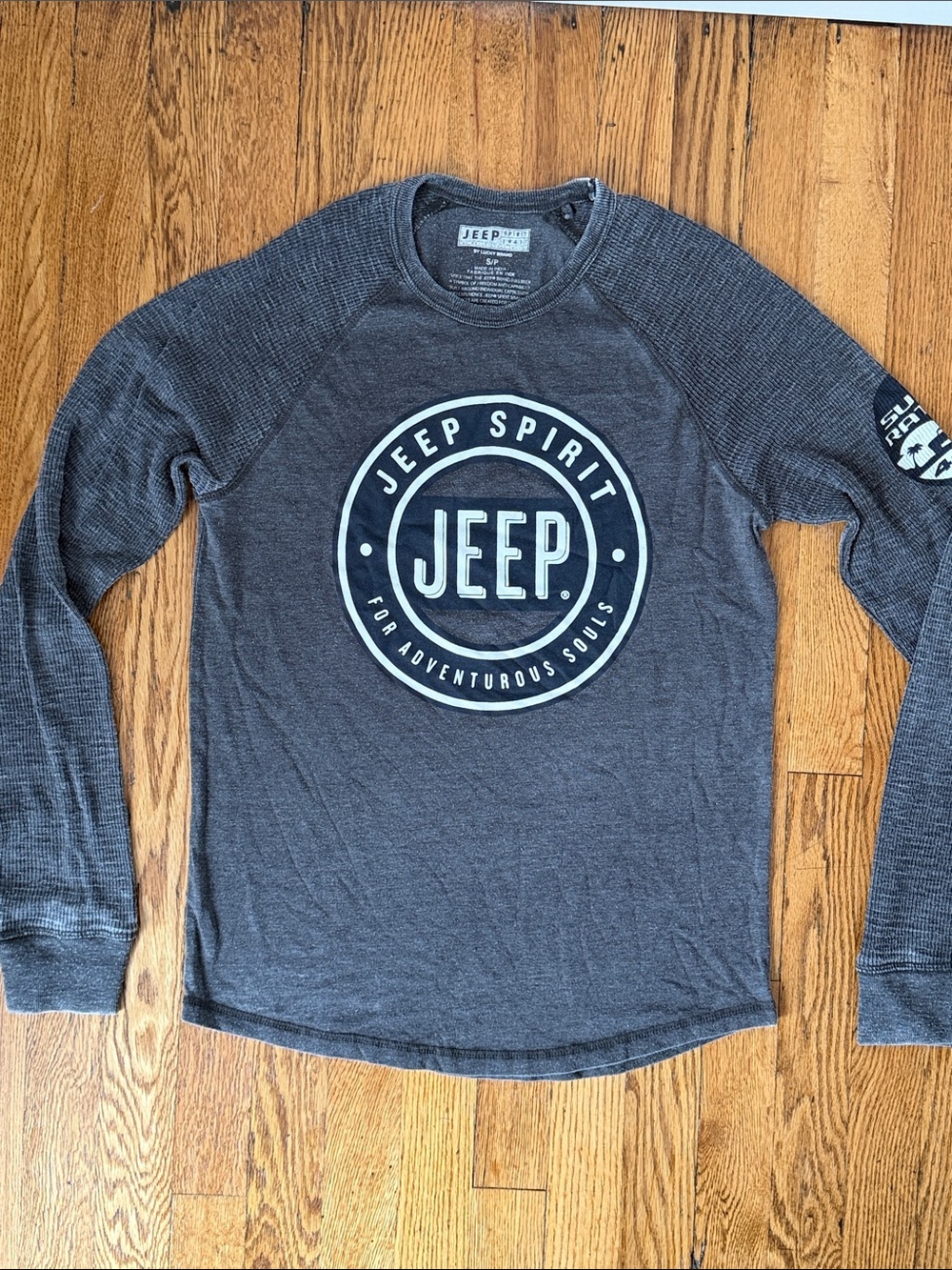 Lucky Brand Men's Jeep Spirit Long-Sleeve Crewneck - Charcoal Gray